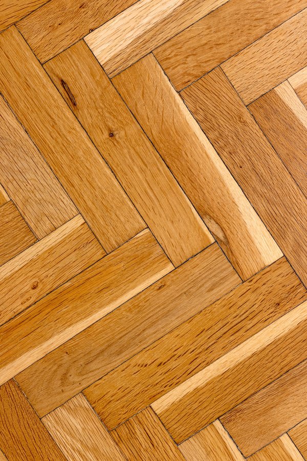 Quel type de parquet est recommandé pour une maison avec chauffage au sol?